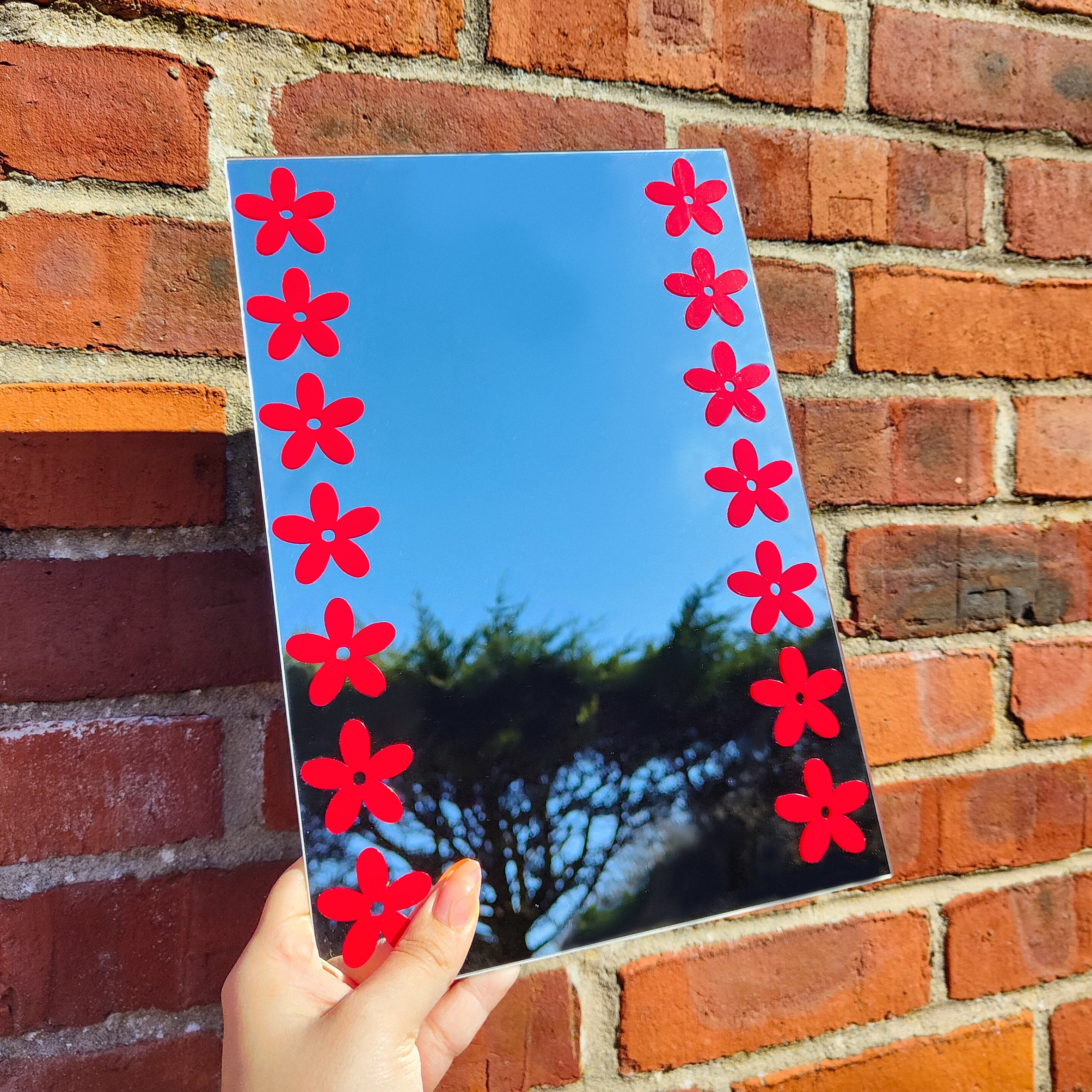 'Flower Fringe' Selfie Mirror