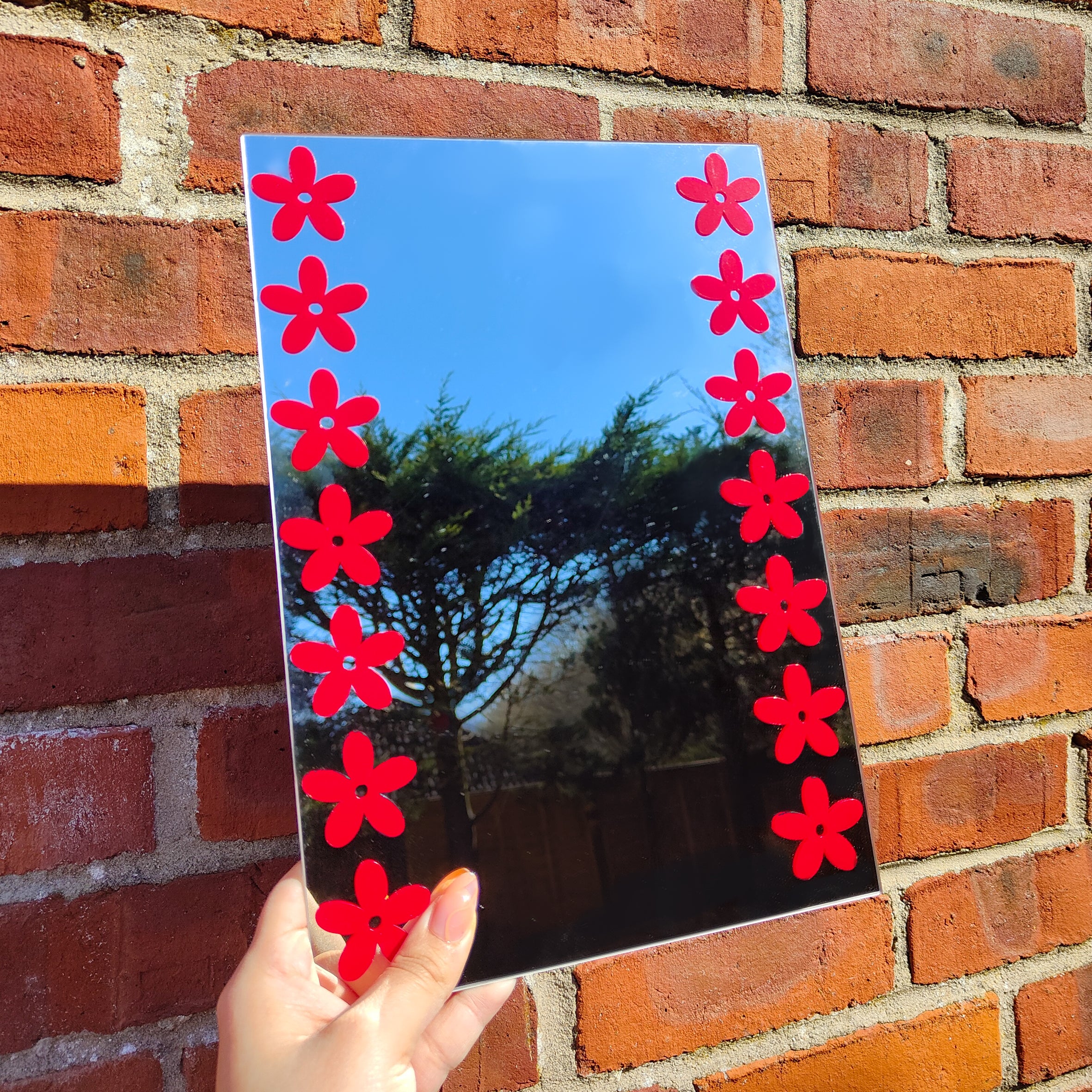 'Flower Fringe' Selfie Mirror
